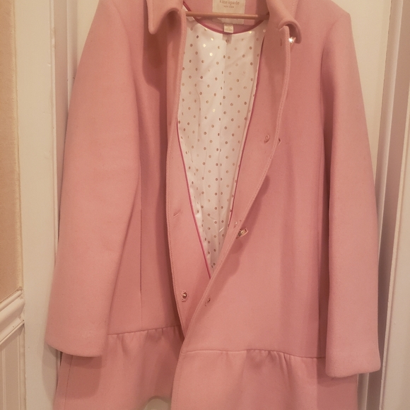 XL cute wool Kate Spade coat. Fully lined with ruffle hem.